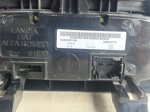 Comando Ar Digital Fiat Cronos 2019 Detalhe Usado - Imagem 6