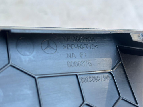 Acabamento Inf Painel Central Mercedes Glb 200 2020 Usado Preto - Imagem 5