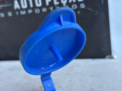 Tampa Reservatório D'água Parabrisa Ford Ka 2019 Usado Azul - Imagem 4