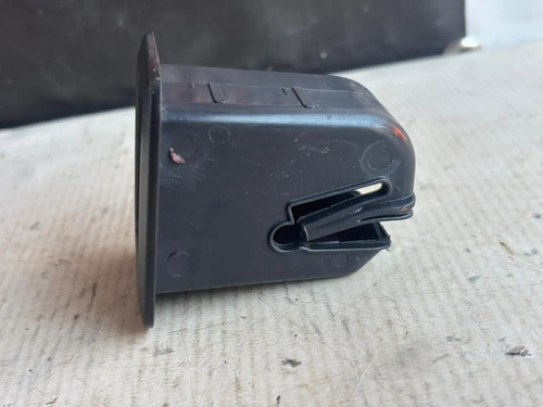 Acabamento Isofix Banco Traseiro Vw Nivus 2025 Usado Preto - Imagem 4