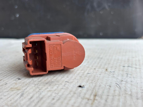 Interruptor Pedal De Freio Fiat Fastback 2023 Usado - Imagem 3