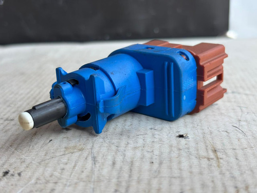 Interruptor Pedal De Freio Fiat Fastback 2023 Usado - Imagem 5
