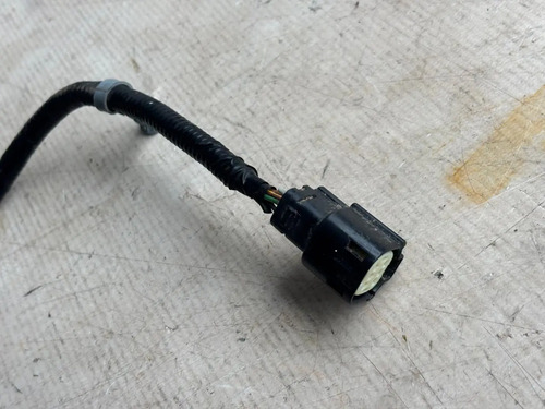 Plug Chicote Lanterna Tras Chevrolet Montana 2024 Usado - Imagem 4