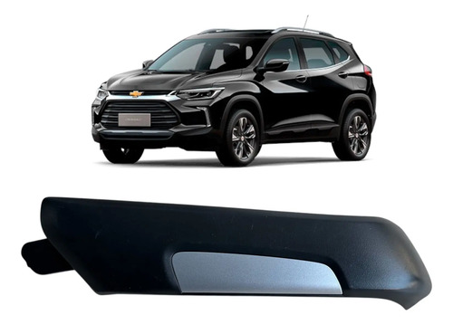 Moldura Porta Dianteira Esquerda Gm Tracker 2024 Usado Preto