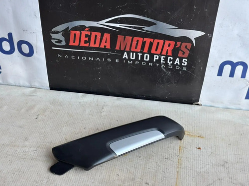 Moldura Porta Dianteira Esquerda Gm Tracker 2024 Usado Preto - Imagem 2