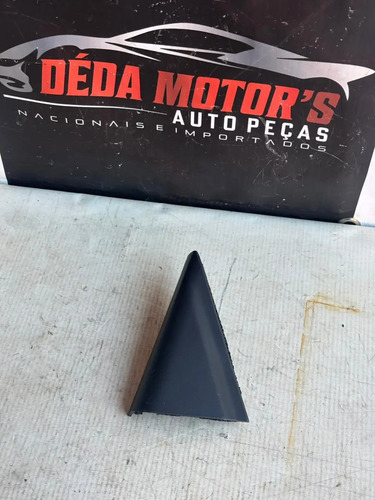 Moldura Interna Porta Traseira Direita Tracker 2024 Usado Preto - Imagem 2
