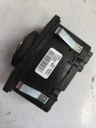 Interruptor Farol Porta Malas Ford Ka 2015 A 2021 E3b513a024 - Imagem 4