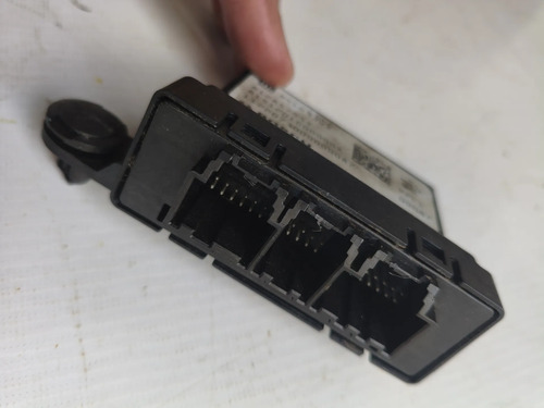 Modulo Central Sensor Estacionamento S10 17/2025 84104305 Preto - Imagem 3