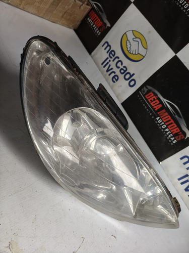 Farol Direito Peugeot 206 99 A 2010 C/detalhe Valeo 89000520 Direito/passageiro - Imagem 7