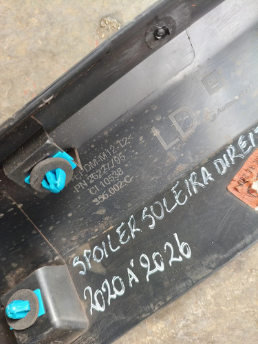Spoiler Soleira Direita Tracker 2020 A 2026 Orig 26227795 Preto - Imagem 3