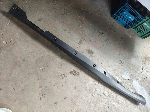 Spoiler Soleira Esquerda Tracker 2020 A 2025 Orig 26227794 Preto - Imagem 7