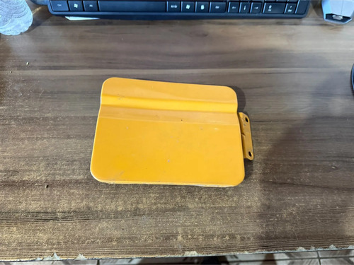 Tampa Portinhola Nissan Pathfinder 1985 Até 1995 Original Amarelo 1995
