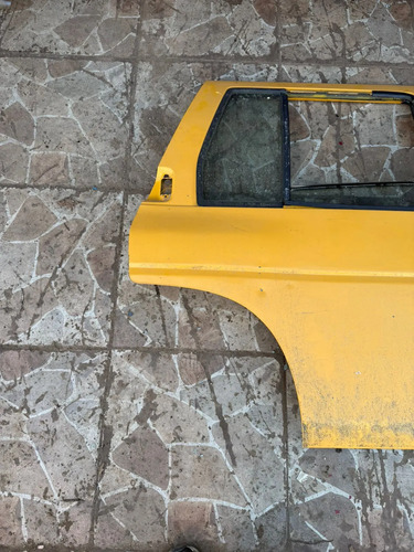 Porta Traseira Direita Nissan Pathfinder 1990 Até 1995 Traseira Direita Amarelo - Imagem 2