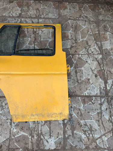 Porta Traseira Direita Nissan Pathfinder 1990 Até 1995 Traseira Direita Amarelo - Imagem 3