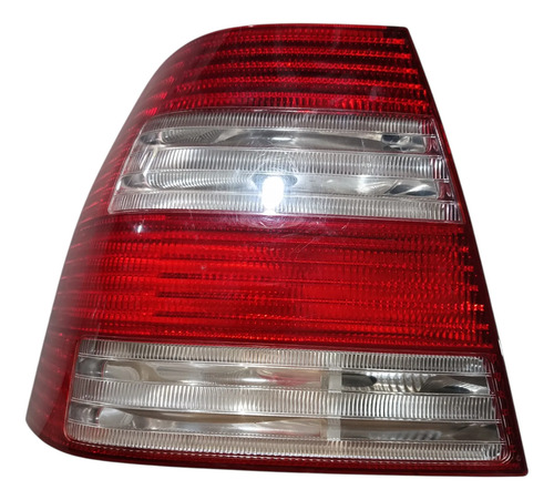 Lanterna Traseira Esquerda Vw Bora 1999 A 2005 1j5945095 Esquerdo/motorista Vermelho