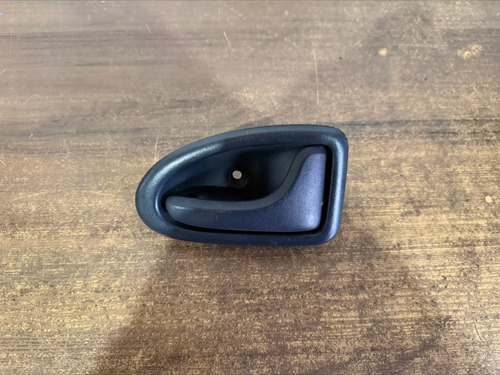 Maçaneta Interna Direita Renault Clio 2012/2014 7700423888 Preto Dianteira/traseira