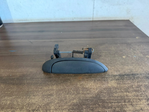 Maçaneta Externa Lado Direito Clio 2000 Até 2016 Original Preto Dianteira/traseira - Imagem 2