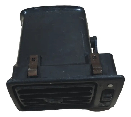 Difusor De Ar Direito Escort 1987 C/detalhe - Imagem 3