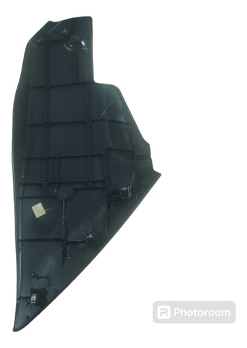 Acabamento Direito Console Central Nissan Sentra 2015