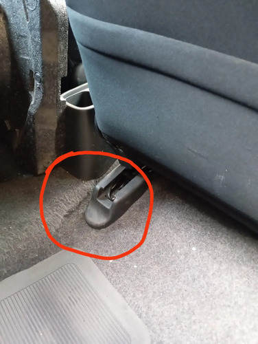 Acabamento Trilho Banco Dianteiro Direito Honda Fit 09 A 14 - Imagem 7