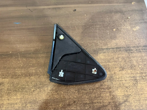 Moldura Externa Retrovisor Esquerdo Jac Ejs1 2022 Até 2025 Preto - Imagem 4
