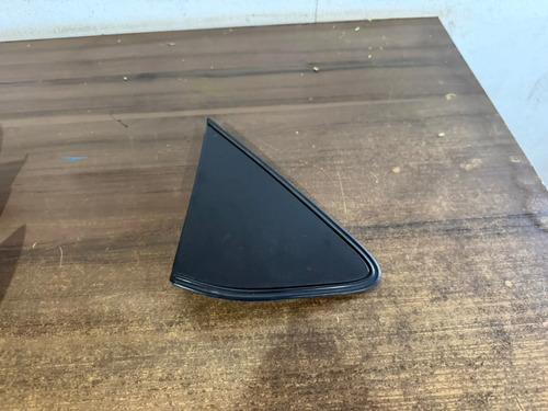 Moldura Externa Retrovisor Direito Jac Ejs1 2022 Até 2025 Preto