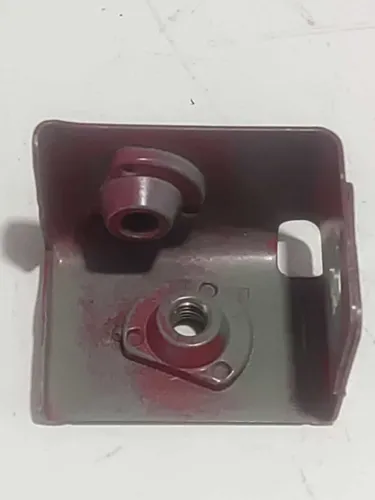 Suporte Do Paralama Dianteiro Esquerdo Master  2013 A 2022 Vermelha