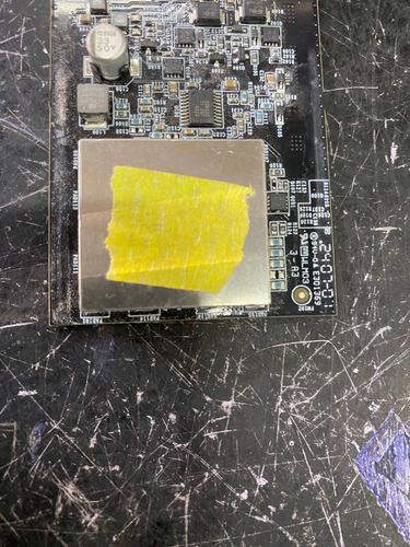 Placa Farol Esquerdo Chevrolet Montana 2024 Oem - Imagem 3