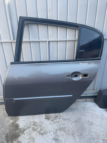 Porta Traseira Esquerda Renault Megane Sedan 2010 Traseira Esquerdo Preto