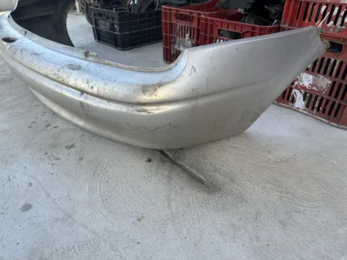 Pára-choque Traseiro Corsa Sedan 99 Gls - Imagem 3