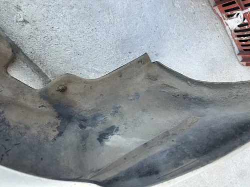 Pára-choque Traseiro Corsa Sedan 99 Gls - Imagem 4