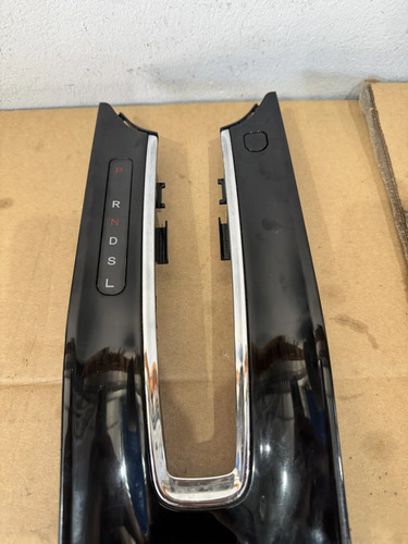 Moldura Console Central Honda Hrv 2016 A 2021 Preto Piano - Imagem 2