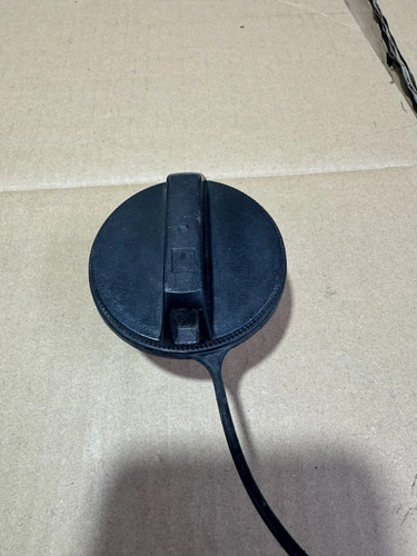 Tampa De Tanque De Combustível Nissan Tiida Preto - Imagem 2