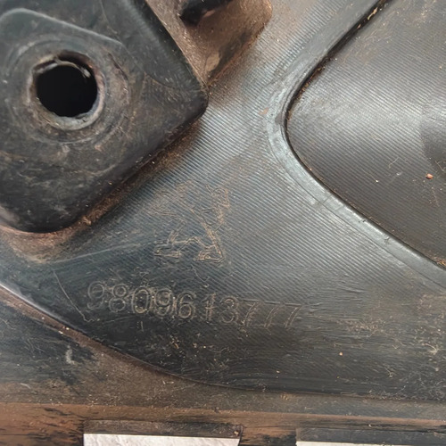 Moldura Farol Milha Direito Peugeot 408 2016 A 2019 Direito - Imagem 7