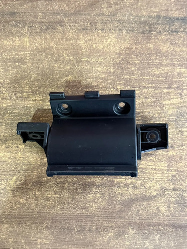 Dobradiça Apoio Braço Vw Amarok 2011 2016 2h0863205 Original Preto