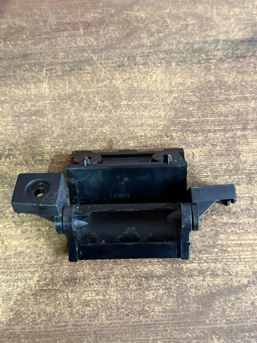 Dobradiça Apoio Braço Vw Amarok 2011 2016 2h0863205 Original Preto - Imagem 2