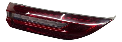 Lanterna Tampa Traseira Esquerda Fiat Fastback 2023 2025 Oem Esquerdo/motorista Vermelho