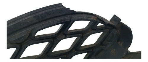Grade Radiador Prata C/detalhe Chevrolet Corsa Classic 01/10 Preto Ambos Lados - Imagem 5