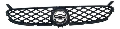 Grade Radiador Prata C/detalhe Chevrolet Corsa Classic 01/10 Preto Ambos Lados - Imagem 9