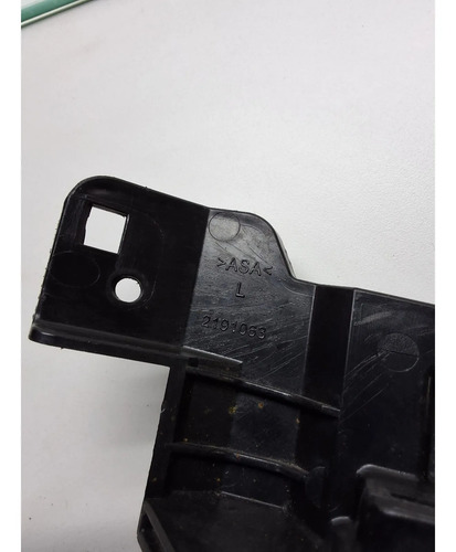 Suporte Esquerdo Farol Commander Jeep 2023 Original - Imagem 7