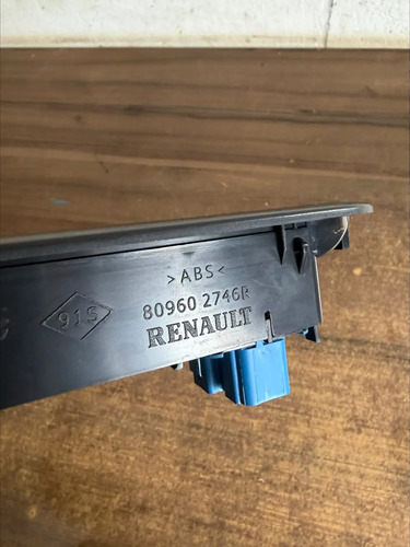 Botão Vidro Dianteiro Esquerdo Duplo Renault Duster Sandero - Imagem 4
