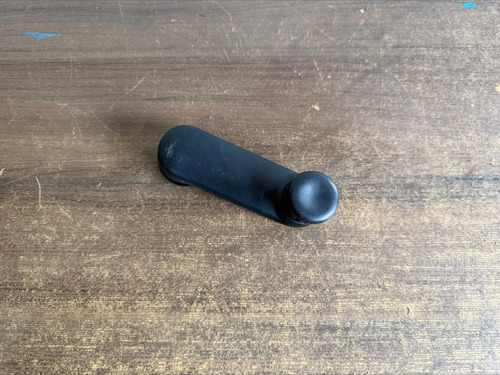 Manivela Abrir  Vidro Porta Clio Kangoo Logan Sandero Preto - Imagem 2
