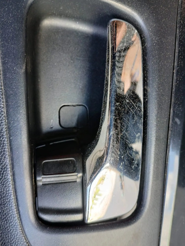 Maçaneta Interna Porta Esquerda Lancer 2010 A 2016 Usado Cromado Dianteira/traseira