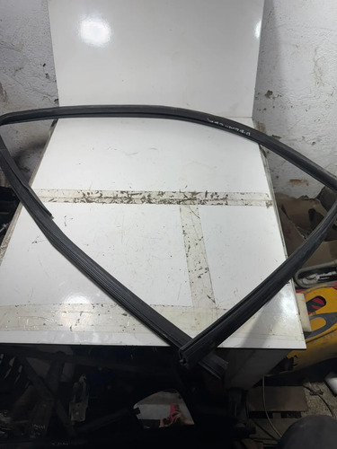 Borracha Canaleta Vidro Porta Diant Esquerda Lancer 2015 Usa