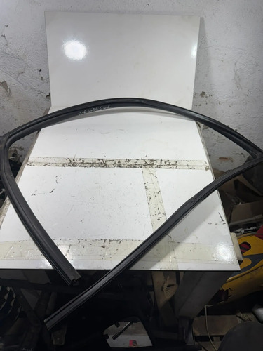 Borracha Canaleta Vidro Porta Diant Esquerda Lancer 2015 Usa - Imagem 2