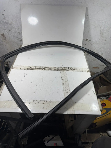 Borracha Canaleta Vidro Porta Diant Esquerda Lancer 2015 Usa - Imagem 4