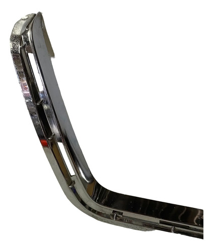 Friso Grade Esquerdo Mitsubishi Pajero Tr4 2010 2015 Oem Prateado Cromado - Imagem 2