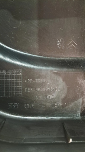Tampa Caixa Fusível Peugeot 307 - 9653315180 - Imagem 5
