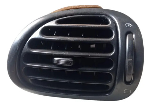 Difusor De Ar Direito Peugeot 206 05/06 - 9632184377
