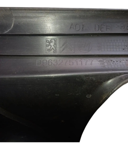 Soleira Traseira Direita Peugeot 307 08/12 - 9632751177 Preto - Imagem 3